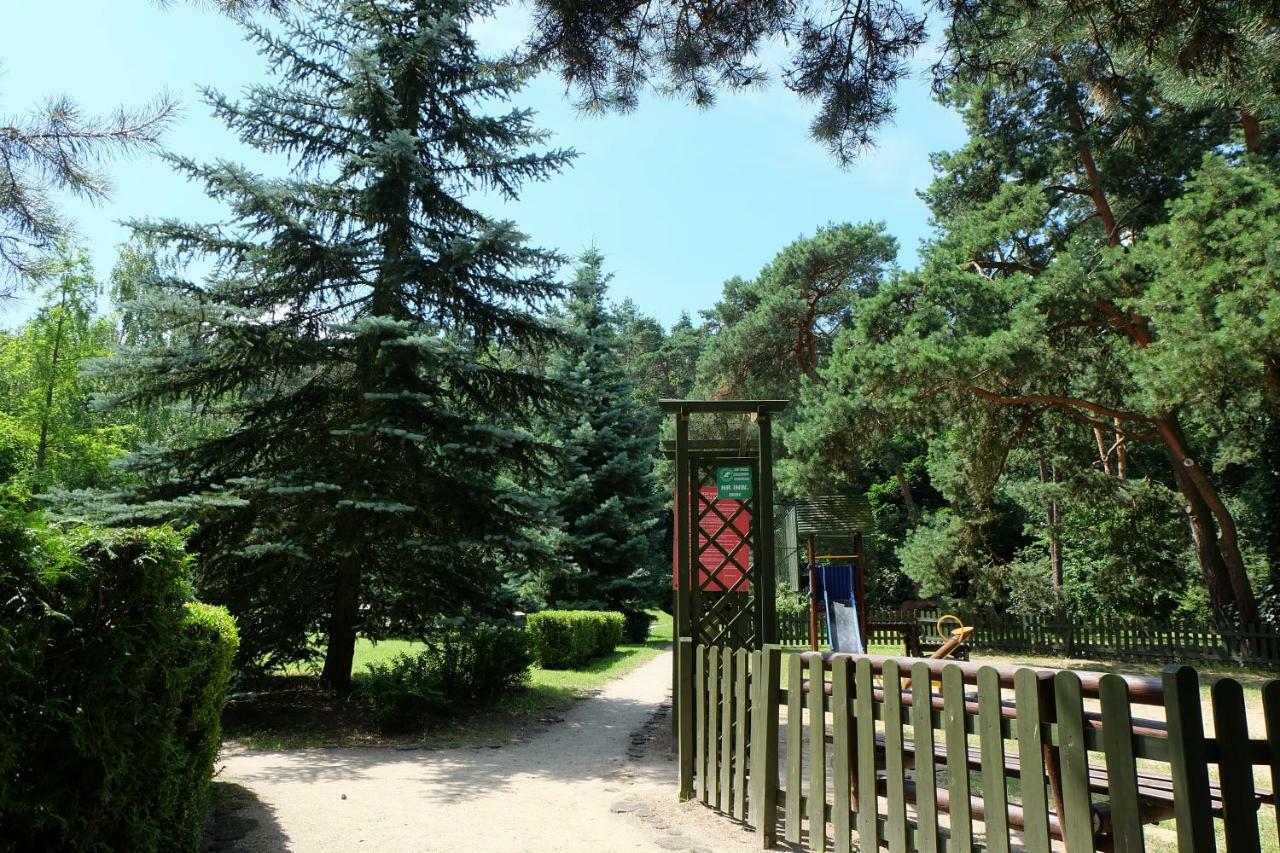 Lesny Osrodek Szkoleniowy W Puszczykowie Puszczykowo Bagian luar foto